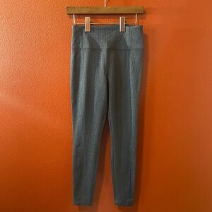 Athleta Women’s The Delaney Herringbone Navy‎ Tight Leggings